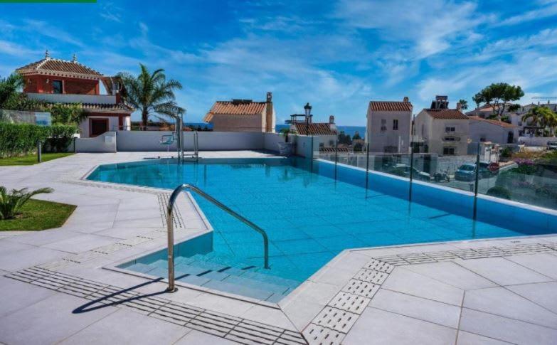 Royal Palm 22 Luxurious 3 Bedroom Penthouse Nerja Luaran gambar