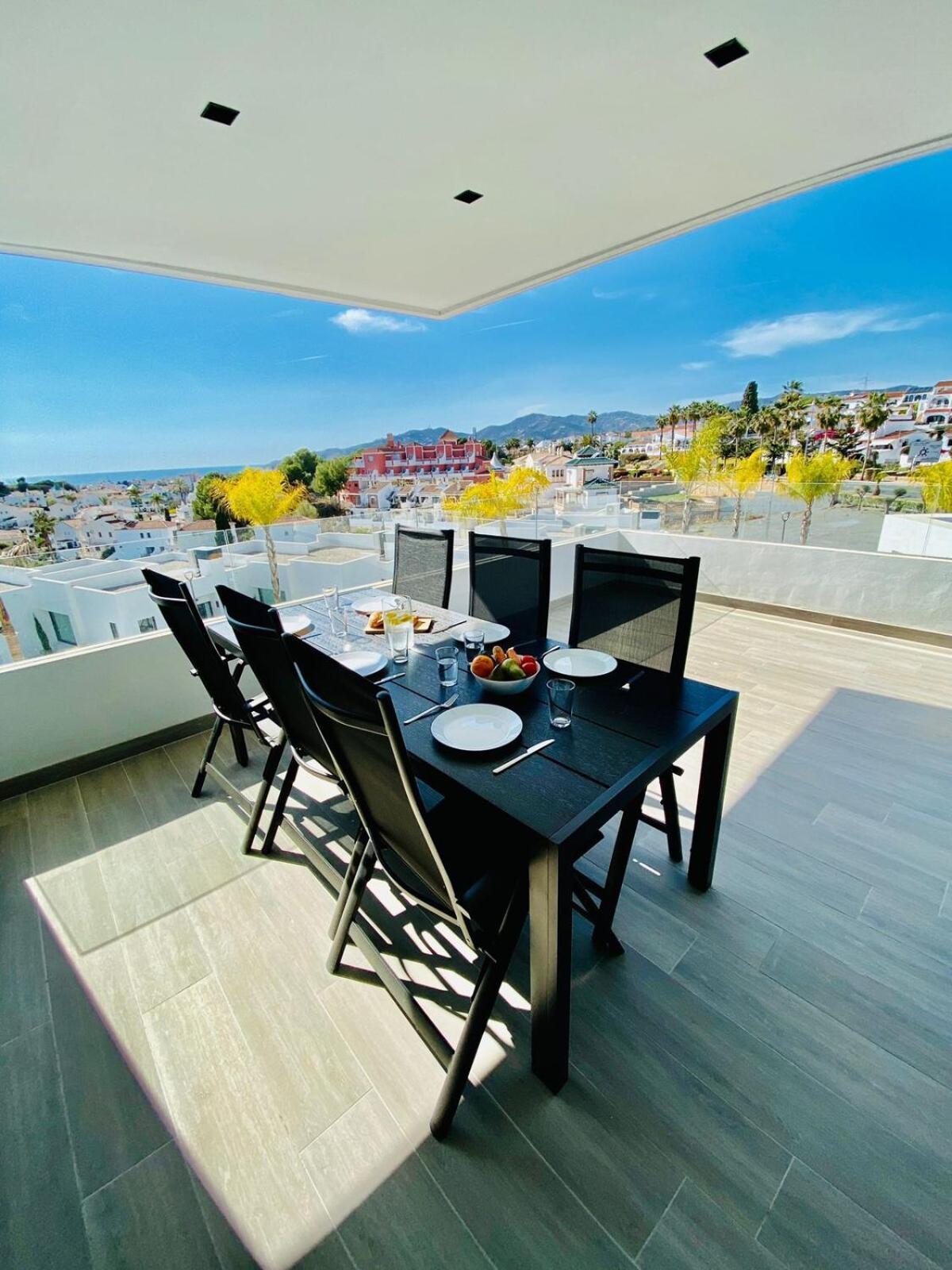 Royal Palm 22 Luxurious 3 Bedroom Penthouse Nerja Luaran gambar
