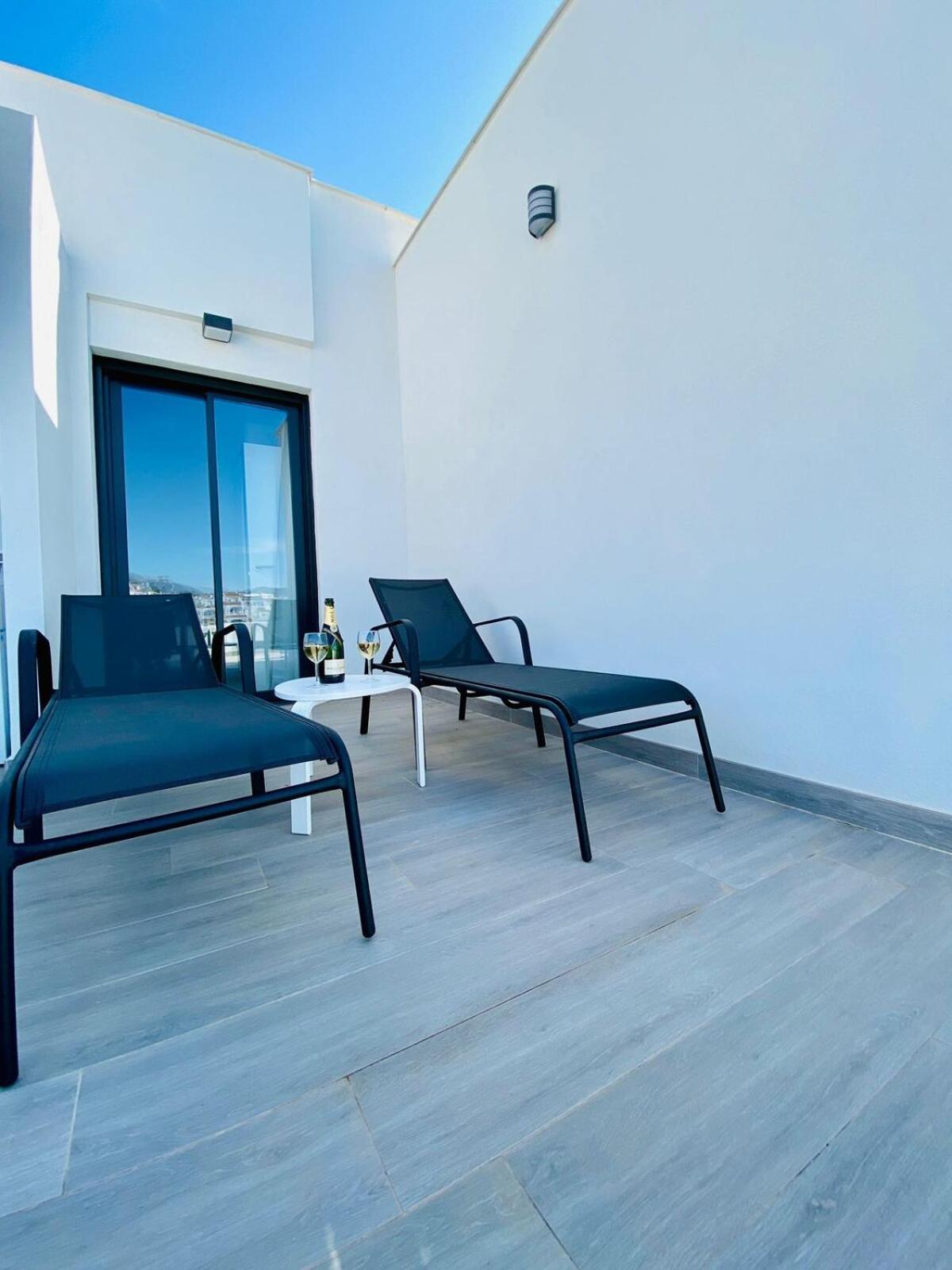 Royal Palm 22 Luxurious 3 Bedroom Penthouse Nerja Luaran gambar